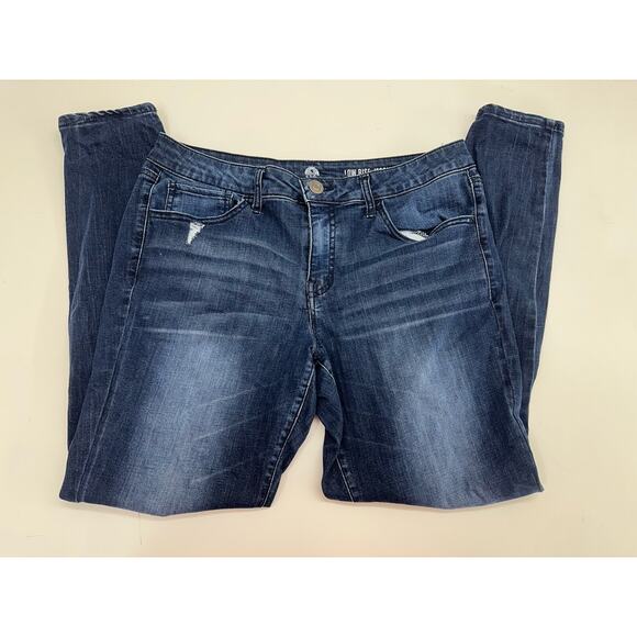 SO Juniors Jeans Size Unknown Low Rise Jegging Distressed Denim - Picture 1 of 12